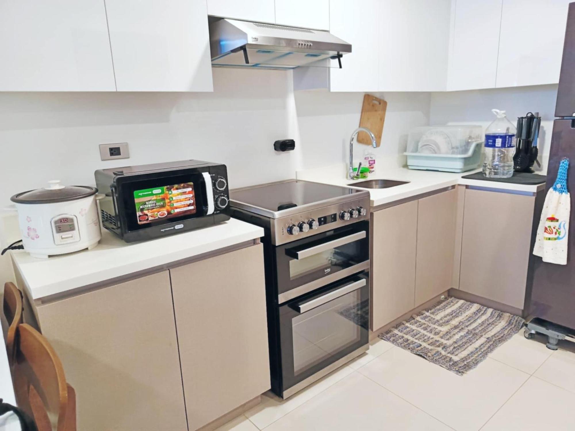 Luxury 2-br, 2 Baths At 38 Park Ave With Panoramic View Apartment
