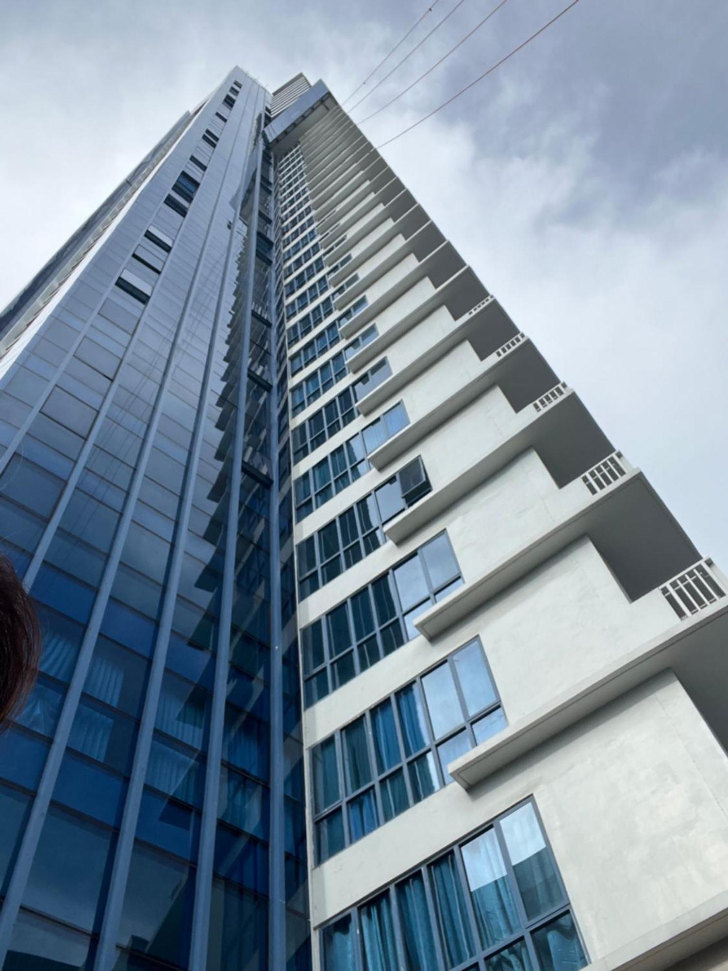Luxury 2-br, 2 Baths At 38 Park Ave With Panoramic View Apartment *